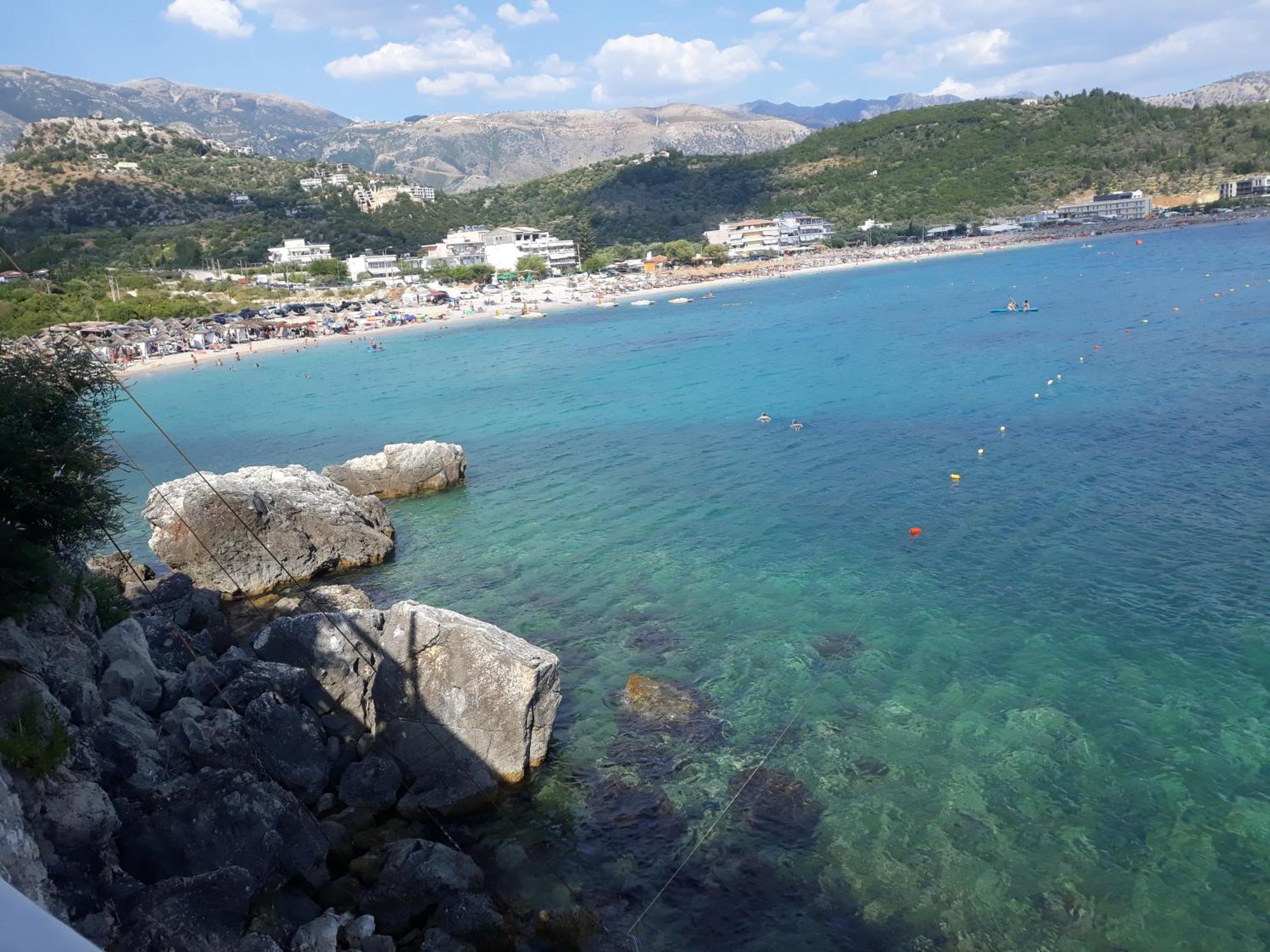 Sofia'S Rooms Himare Exterior photo