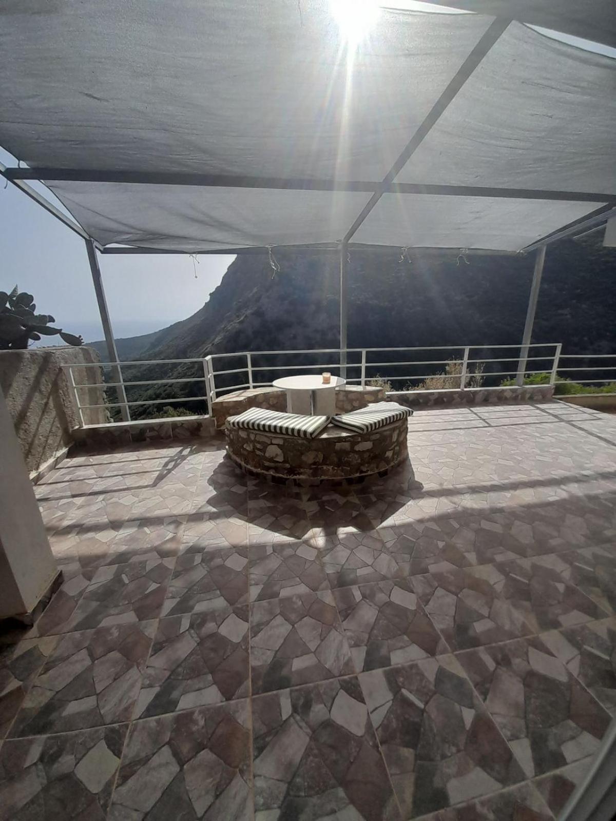 Sofia'S Rooms Himare Exterior photo
